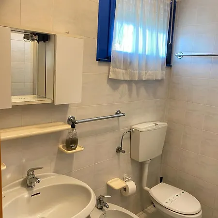 Grazioso N 76 A 100mt Dal Mare Апартаменти