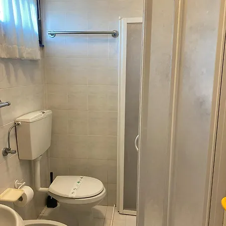 Grazioso N 76 A 100mt Dal Mare Апартаменти *