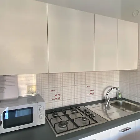 Grazioso N 76 A 100mt Dal Mare