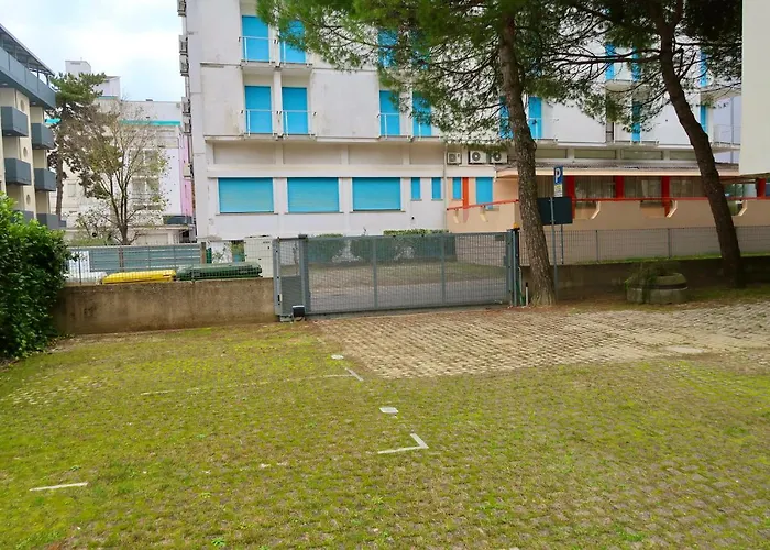 Grazioso N 76 A 100mt Dal Mare